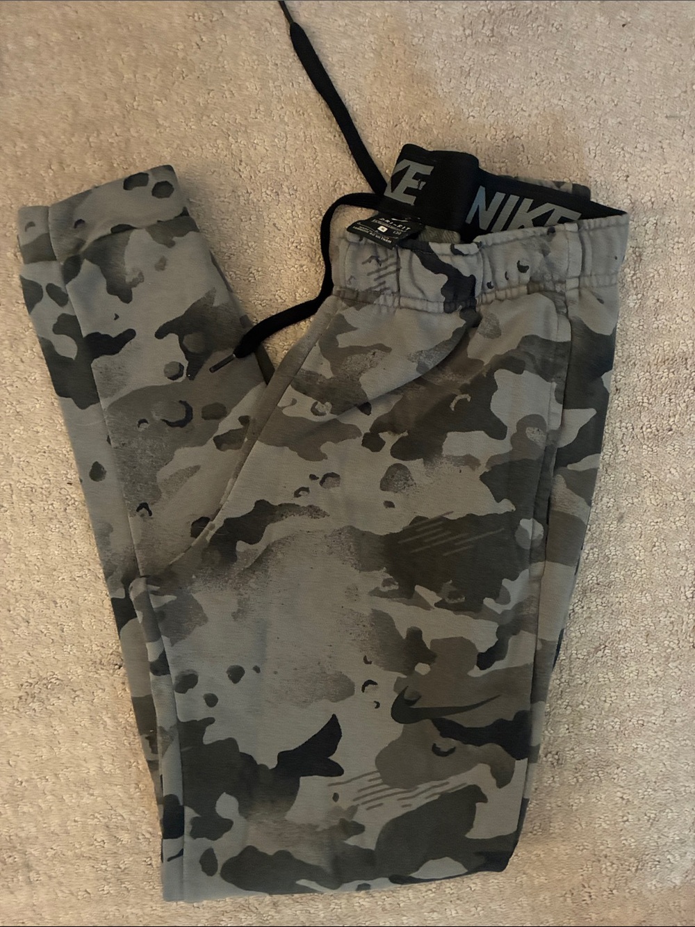 Nike Men’s Camo Jogger Pants in Gray and Black